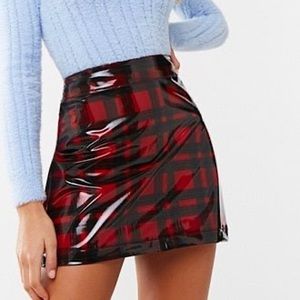 XS Vinyl plaid miniskirt